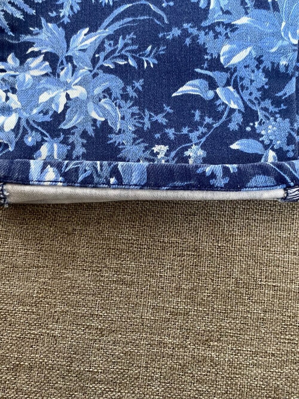 Talbots SLIM Ankle Denim Jeans Women's 10 Mid Rise Blue Floral Casual Pants - Picture 9 of 15